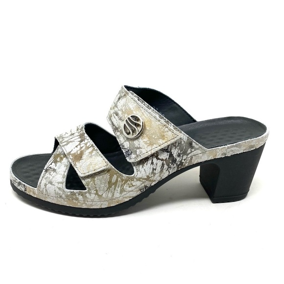 Vital 5104 Petra Clown Creme Leather Comfort Sandals - Picture 1 of 7